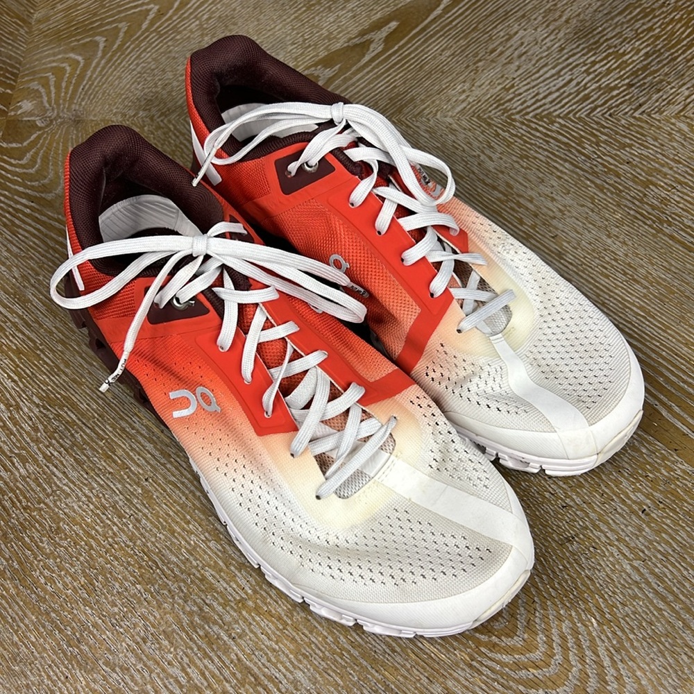 ON Running Women's Ombré Sunset Colors Cloudtec Sneakers 9.5 - Picture 5 of 13